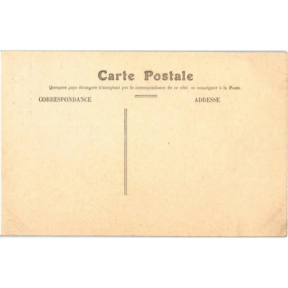 No. 7 ARLES. Entrée du Théâtre Romain et Statue de Niobé- Arles, France Postcard - Picture 2 of 2